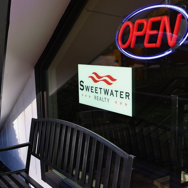 Sweetwater Realty l Nineveh, Indiana